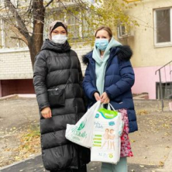 Руководитель «Родника» в Саратове навестила семью с особенным ребенком