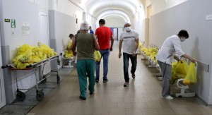 Саратовские мусульмане вновь оказали поддержку врачам
