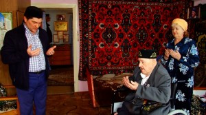 Имам навестил ветерана Великой Отечественной войны