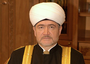 Поздравление Муфтия Шейха Равиля  Гайнутдина Дамиру Мухетдинову с успешной защитой докторской диссертации по исламскому богословию