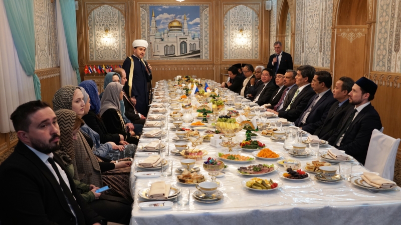 Послы стран АСЕАН посетили вечер исламской культуры в Московской Соборной мечети