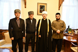 Муфтий Шейх Равиль Гайнутдин принял делегацию мусульманского духовенства из Дагестана