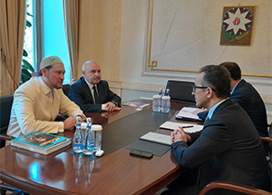 Доктор Мухетдинов встретился с председателем госкомитета Азербайджана по работе с религиозными организациями