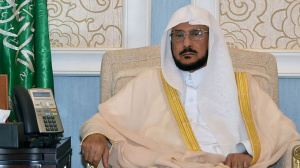 المفتي يهنىء الدكتور آل الشيخ بمناسبة تعيينه وزيراً للشؤون الإسلامية 