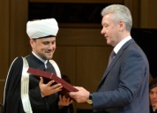 Sergey Sobyanin Awarded RMC Deputy Chairman Rushan hazrat Abbyasov with a Certificate of Gratitude