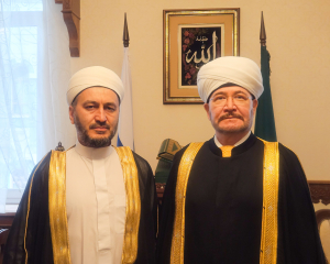 Муфтий Шейх Равиль Гайнутдин поздравил Муфтия Саратовской области Расима Кузяхметова с днем рождения