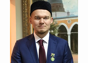 Поздравление проректору Московского исламского института по учебно-воспитательной работе Раису хазрату Измайлову