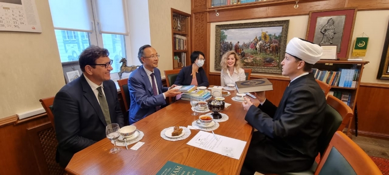 Встреча с верховным комиссаром ОБСЕ по делам нацменьшинств Кайратом Абдрахмановым