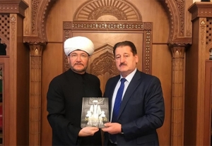 Муфтий Шейх Равиль Гайнутдин встретился с Заместителем Министра юстиции Российской Федерации Алу Алхановым