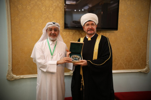 سماحة المفتي الشيخ راوي عين الدين يلتقي بسعادة الدكتور خليفة بن جاسم الكواري مستشار وزير الأوقاف والشؤون الدينية بدولة قطر 