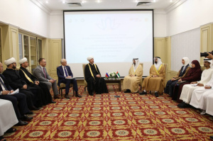 الحفاظ على القيم الروحية والأخلاقية وتطوير التعاون ... سماحة المفتي يلتقي سعادة الدكتور عمر حبتور الدرعي وسعادة الدكتور خليفة مبارك الظاهري 