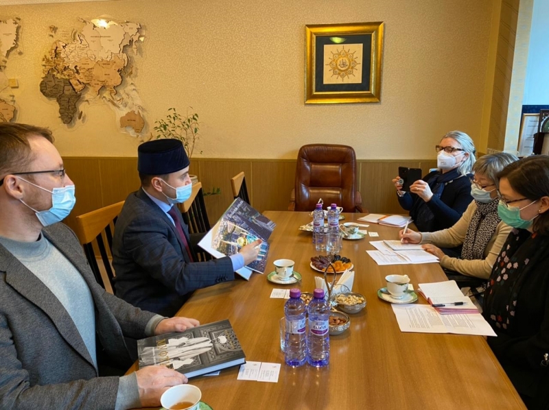 Рушан Аббясов встретился с министром-советником Посольства Финляндии в Российской Федерации Мерья Лахтинен 