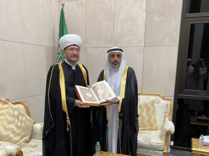 Муфтий Шейх Равиль Гайнутдин посетил комплекс имени Короля Фахда по изданию Священного Корана