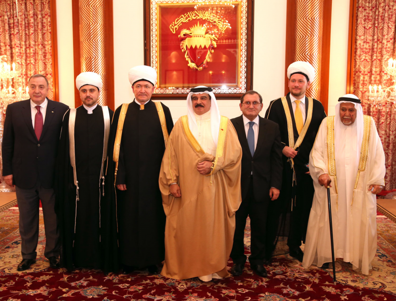 «Глубокое уважение за  усилия во имя развития мусульманской уммы России» Публикуем ответ Короля Бахрейна Хамада бин Иса Аль Халифа духовному лидеру мусульман России