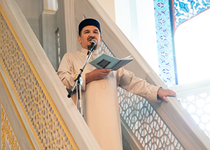 Муфтий Саратовской области Мукаддас Бибарсов провел пятничный намаз в Московской Соборной мечети