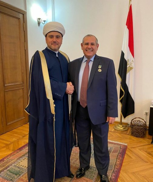 Посол Египта награждён Орденом "Аль-Фахр".