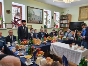 По поручению  Муфтия Шейха Равиля Гайнутдинал благодарственные грамоты вручены активистам Региональной национально-культурной автономии татар Ярославской области
