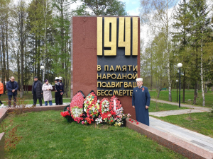 Имам Московской Соборной мечети Марат Аршабаев принял участие в «Вахте памяти» на Смоленщине