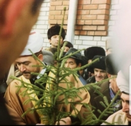 Акт вандализма рейдерских захватчиков в мечети села Демино