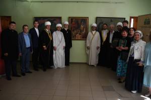Муфтий Шейх Равиль Гайнутдин посетил выставку «Духовная жизнь касимовских татар»