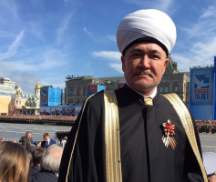 سماحة المفتي الشيخ راوي عين الدين يهنىء المواطنين بعيد النصر العظيم 