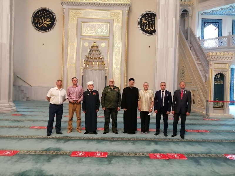 Торжественный прием в Московской Соборной мечети в преддверии Дня памяти и скорби