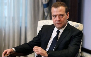 Муфтия Шейха Равиля Гайнутдина поздравляет Глава Правительства РФ Д.А. Медведев