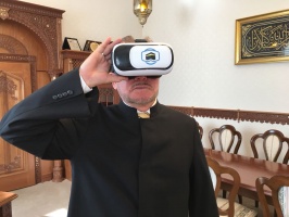 سماحة المفتي يطلع على مشروع الدليل السياحي الإلكتروني للحاج "ميراج 360" 