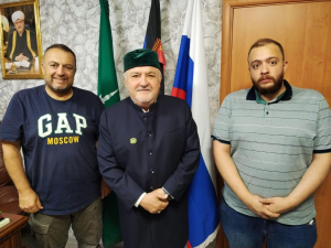 Рашид Брагин рассказал гостям из Ливана о сегодняшнем Донбассе, о деятельности ДУМ ДНР, о скором  восстановлении Донецкой Соборной мечети