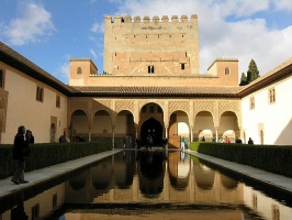 Во дворце Альгамбра впервые за 500 лет прозвучал азан