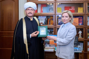 سماحة المفتي العام الشيخ راوي عين الدين يلتقي مع وزيرة الثقافة الروسية أولغا ليوبيموفا