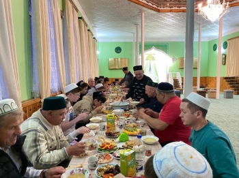 Делегация ДУМ Пензенской области приняла участие в ифтаре в Демино