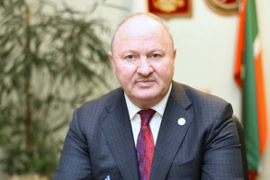 Муфтий Шейх Равиль Гайнутдин поздравил Вице-премьера Республики Татарстан – Полномочного представителя Республики Татарстан в Российской Федерации Равиля КалимулловичаК. Ахметшина с днем рождения