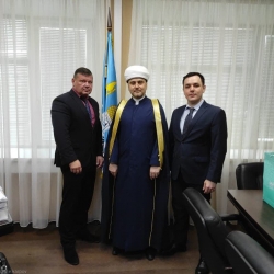 Муфтий Рушан Аббясов встретился с заместителем главы Сергиево-Посадского городского округа Дмитрием Карповым
