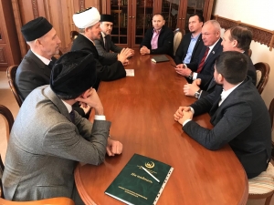 Муфтий Шейх Равиль Гайнутдин встретился с делегацией мусульман Пензенской области.