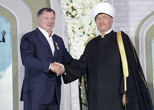 Муфтий Шейх Равиль Гайнутдин поздравил заместителя мэра Москвы Марата Хуснуллина